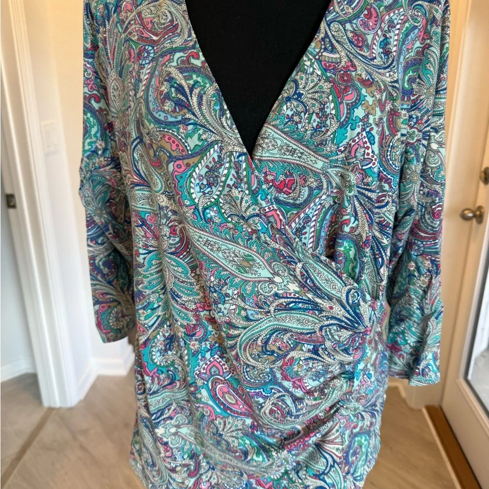 Women's Paisley V-Neck Top - Picture 3 of 7